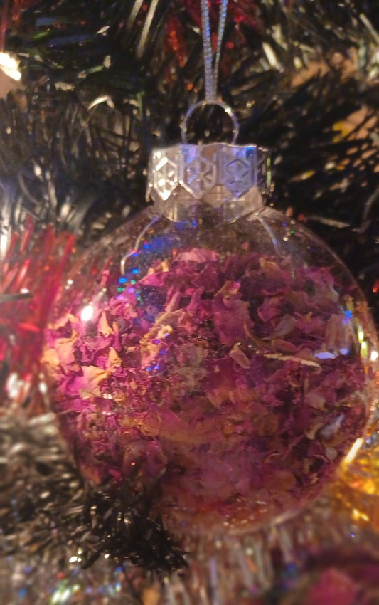 Victorian Love Ornament